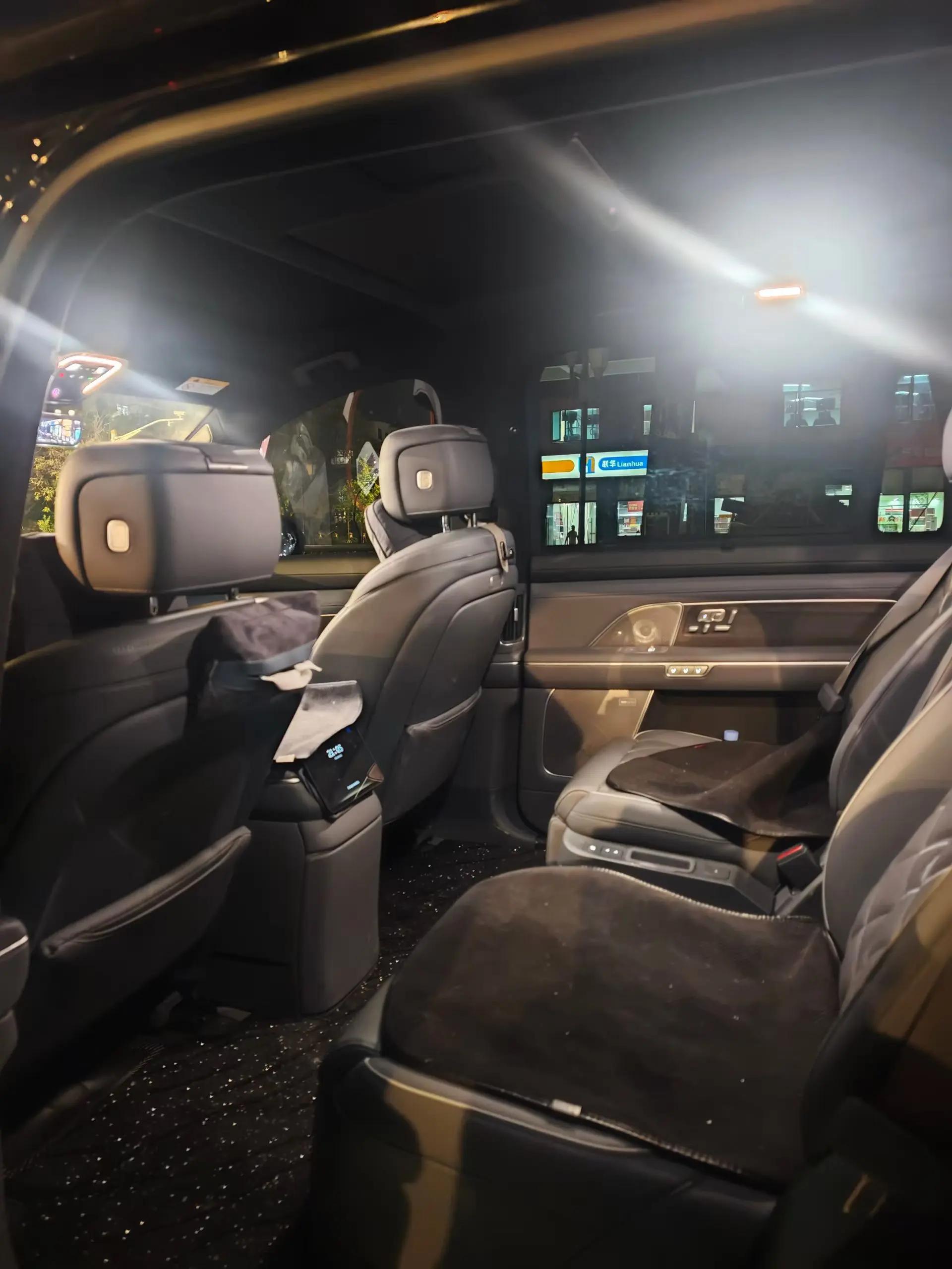 NIO 2026 ES8 6-Seater Executive Luxury Edition Automatic 3
