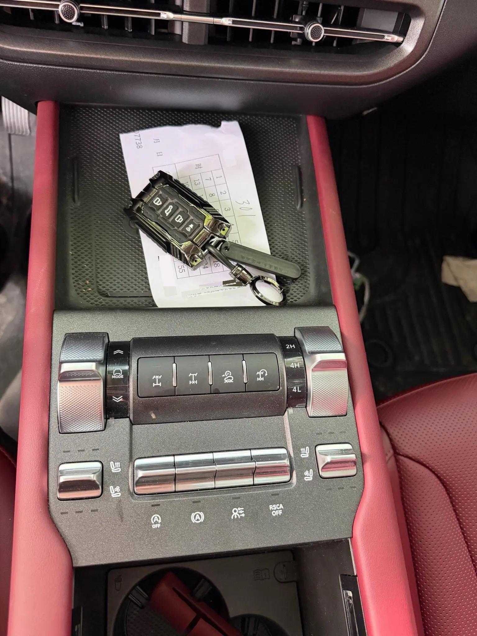 Tank 2025 Tank 300 2.0T Conqueror Automatic 8