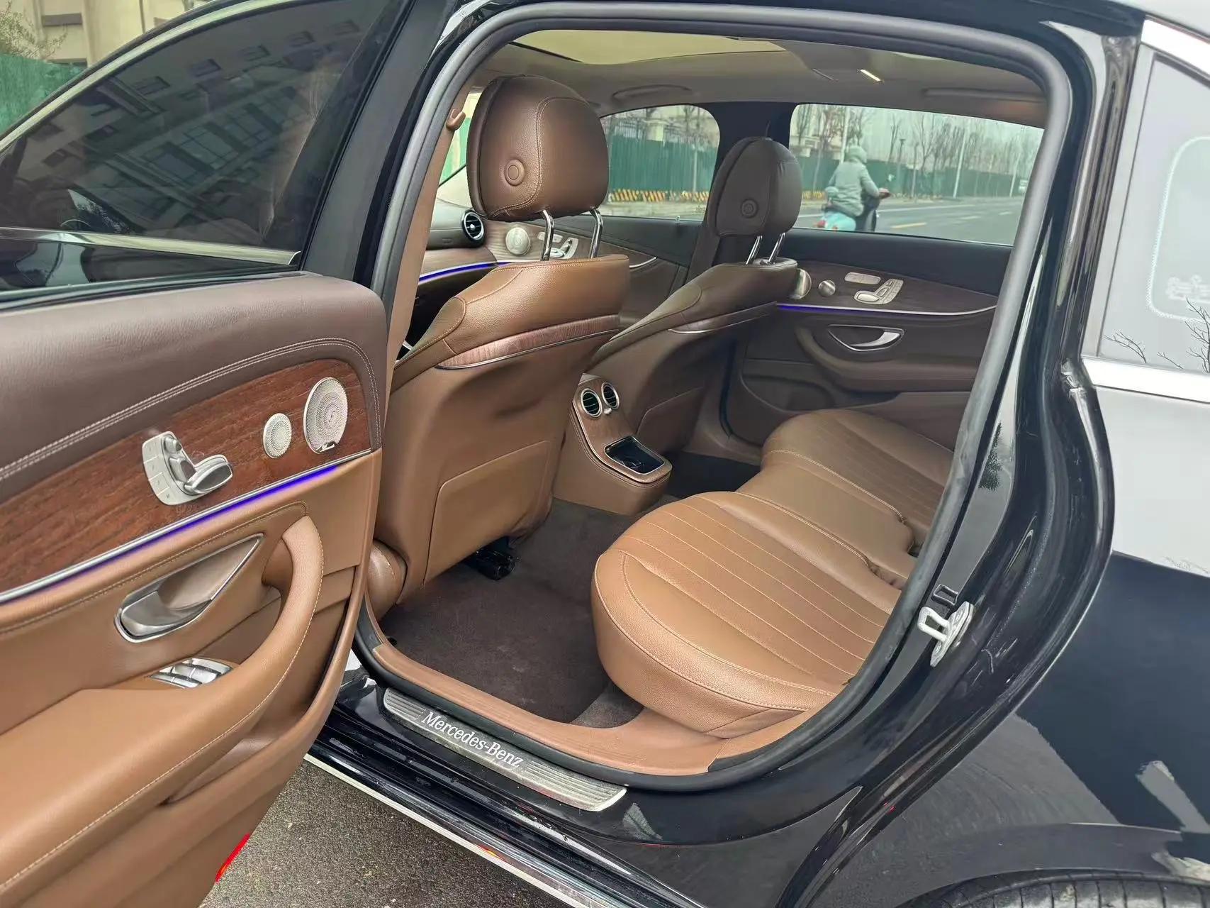 Mercedes Benz E Class 2021 E 300 L Luxury Model 3