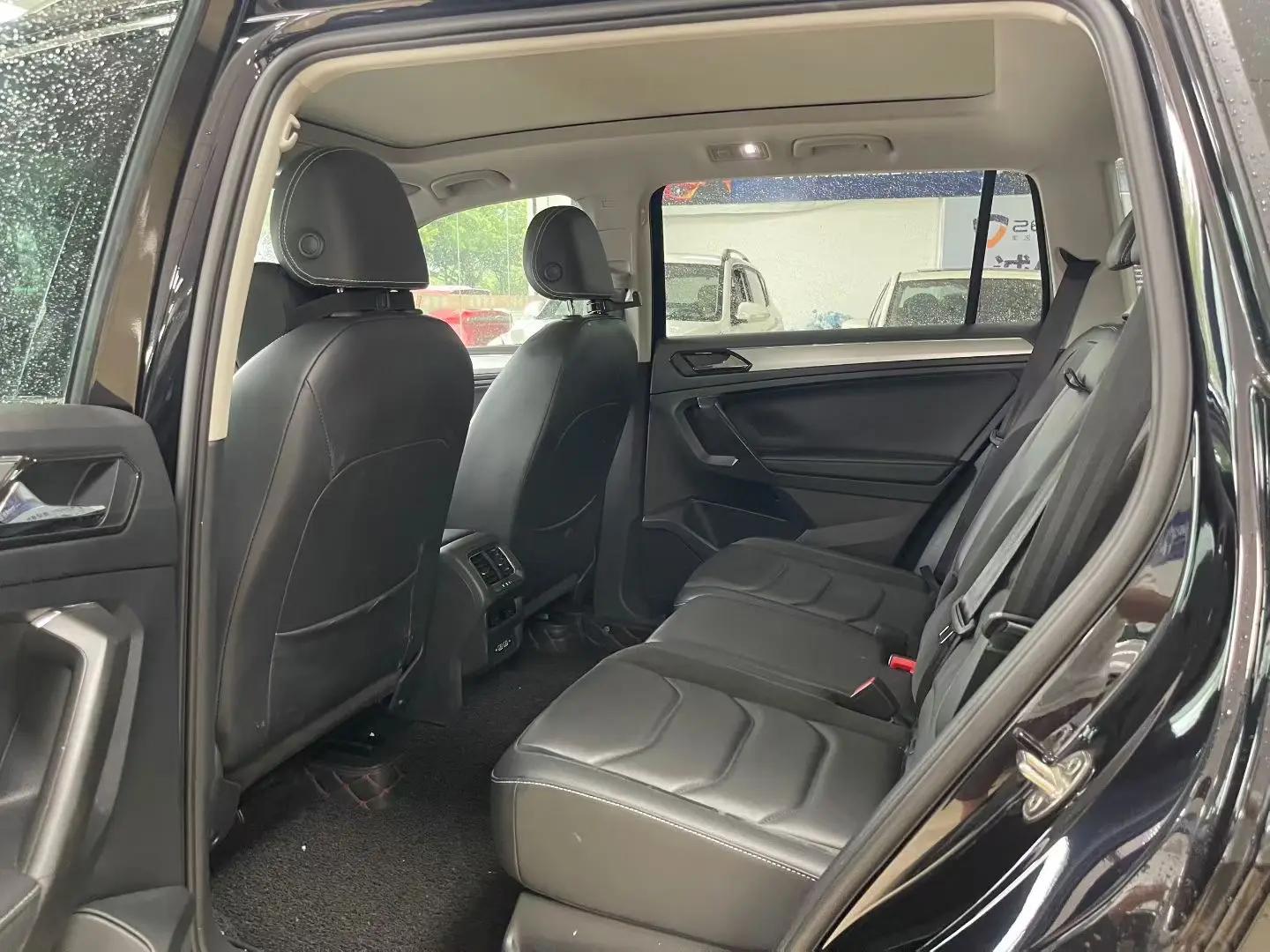 Tiguan L 2020 330TSI Automatic Two-Drive Panoramic Comfort Edition VI 4