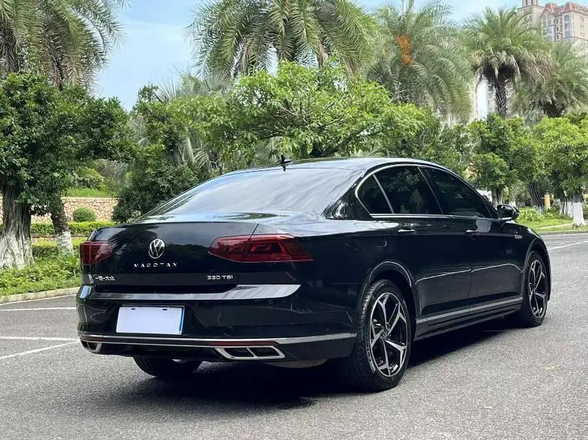 Magotan 2022 330TSI DSG Basic 9