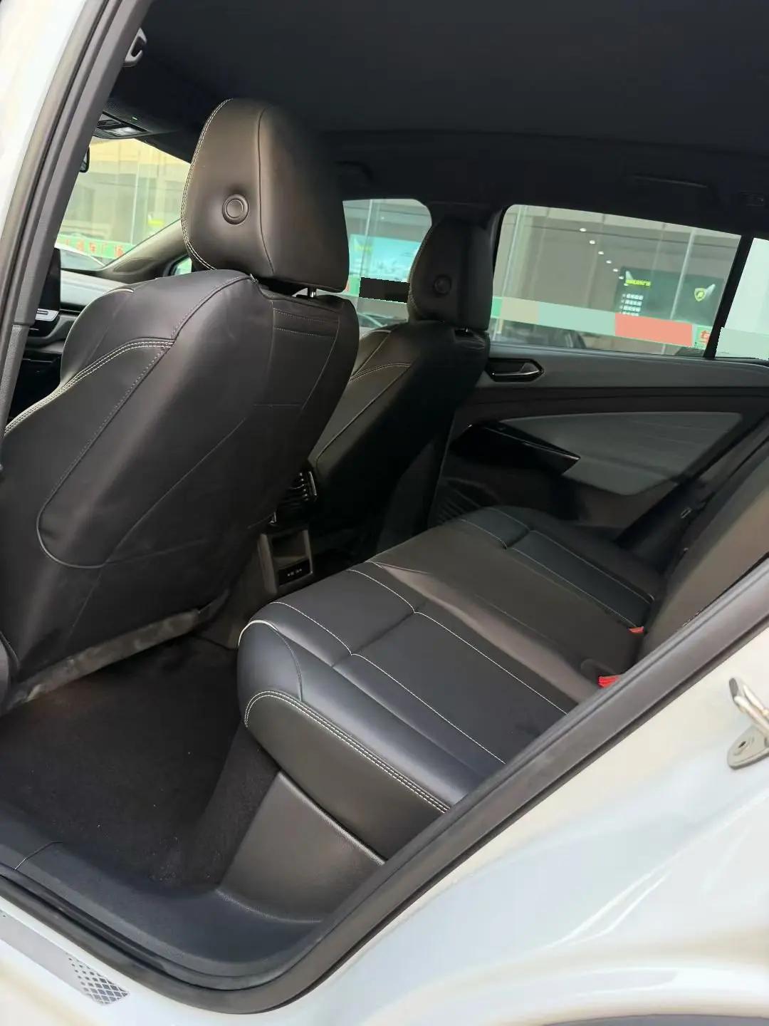 Volkswagen 2023 ID. 4 X Upgraded Pure Smart Edition Automatic Gear 3