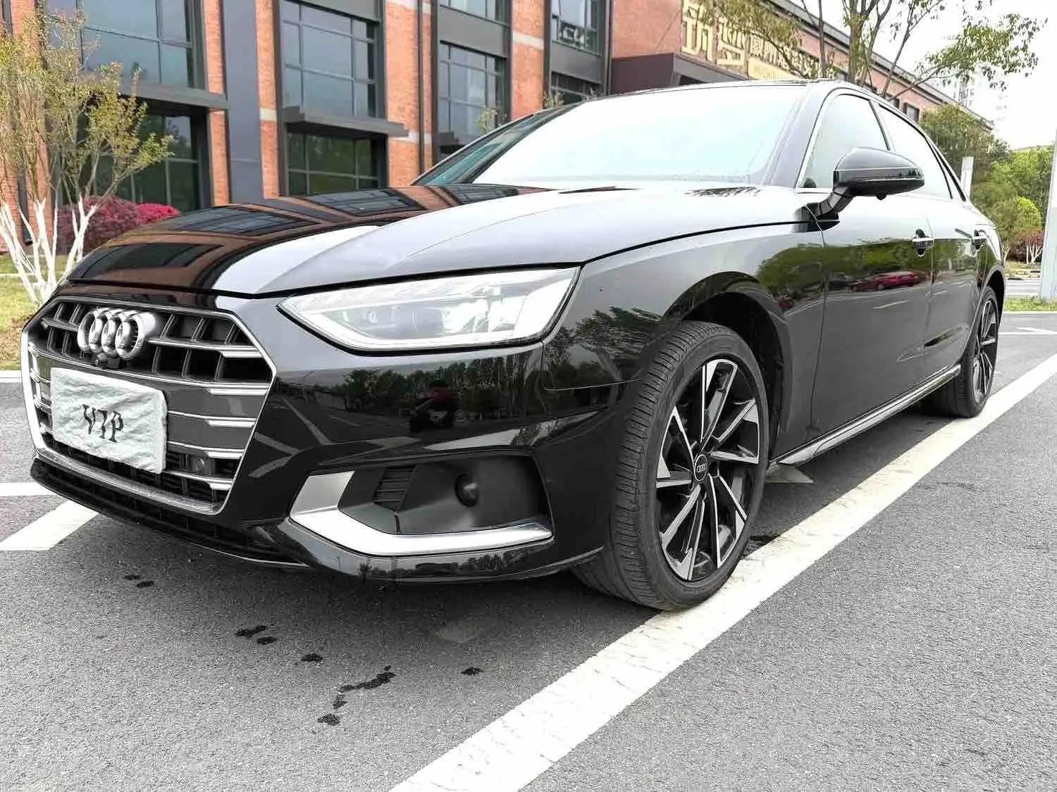 Audi A4L 2022 40 TFSI Deluxe Elegant