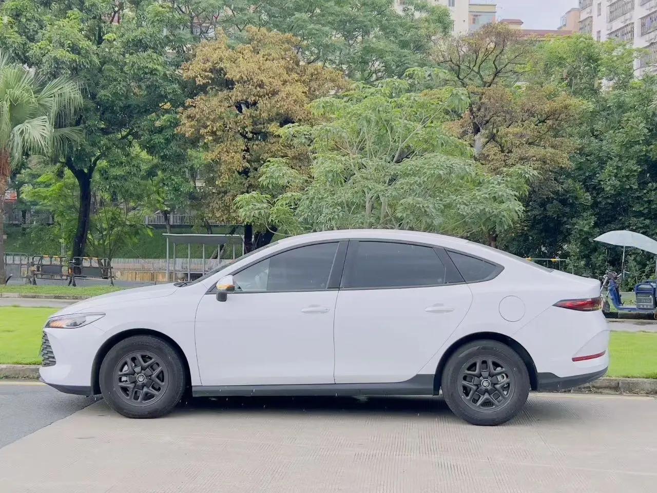 BYD 2025 Qin PLUS DM-i 1.5 CVT Intelligent Drive 55km Flagship Automatic 10
