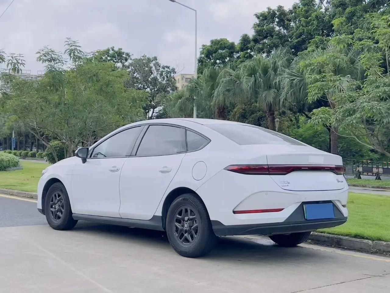 BYD 2025 Qin PLUS DM-i 1.5 CVT Intelligent Drive 55km Flagship Automatic 11