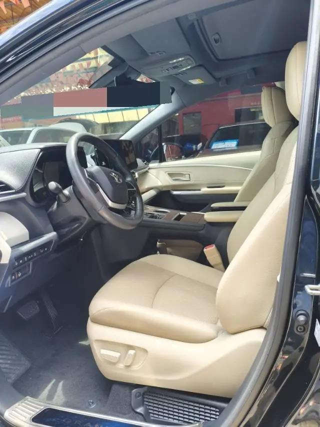 Toyota 2023 Sienna HYBRID 2.5 CVT Prestige PLUS Edition Automatic 5
