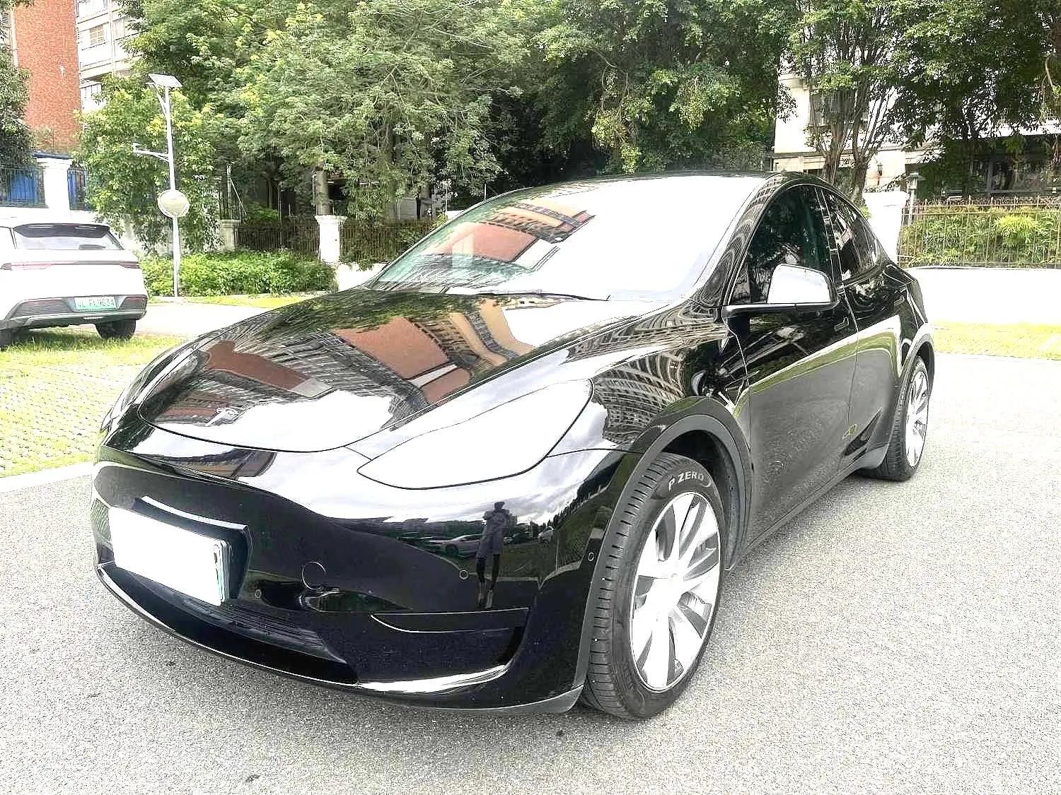 Model Y 2022 rear-wheel drive version