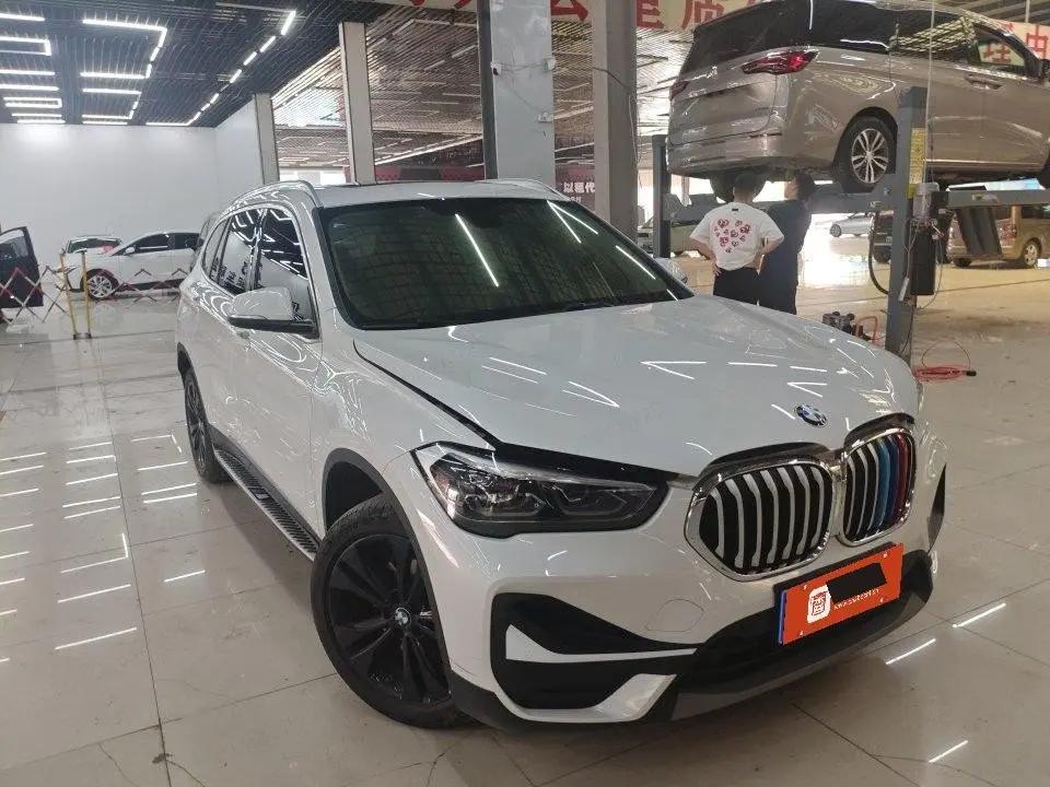BMW X1 2022 sDrive20Li exclusive type 2