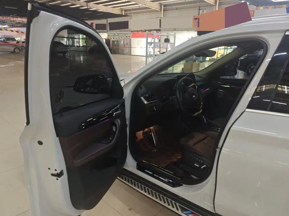 BMW X1 2022 sDrive20Li exclusive type 5