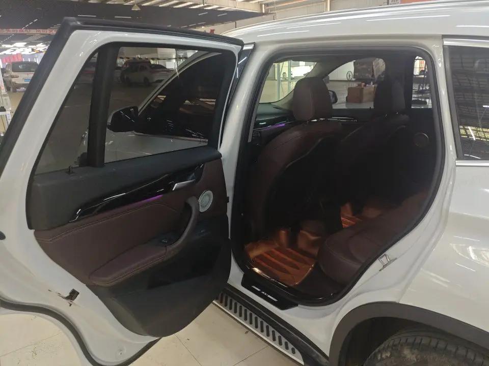 BMW X1 2022 sDrive20Li exclusive type 6
