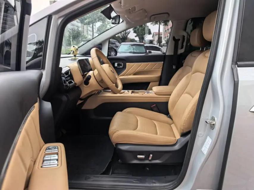 Starlight 730 2025 1.5T CVT Elite 5