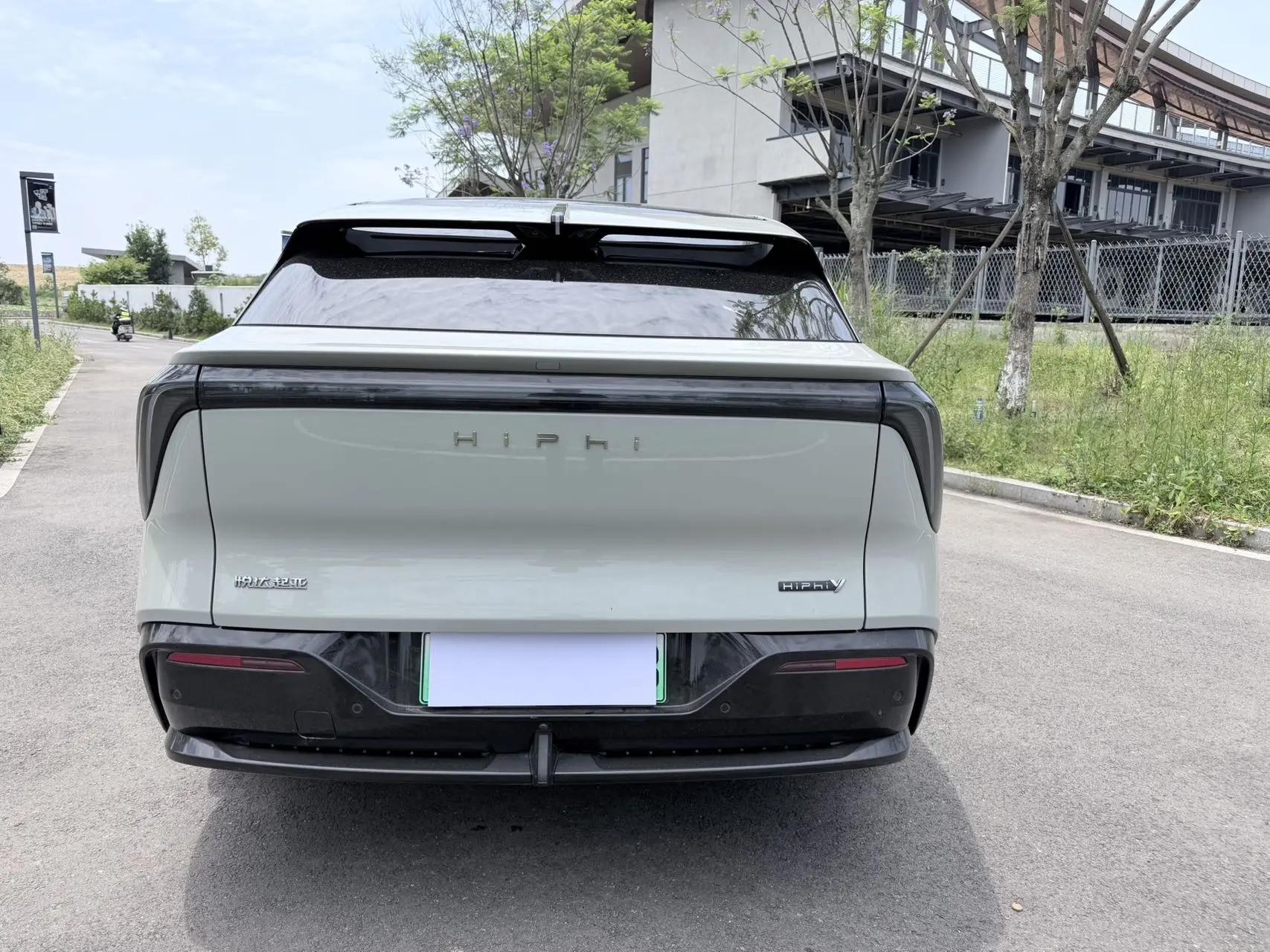 HiPhi HiPhi Y 2023 765km Flagship 9
