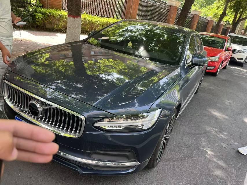 Volvo S90 2024 B5 Zhiyuan Deluxe Edition