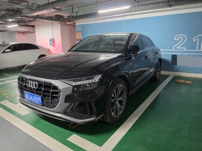 Audi Q8 2022 55 TFSI Deluxe Dynamic