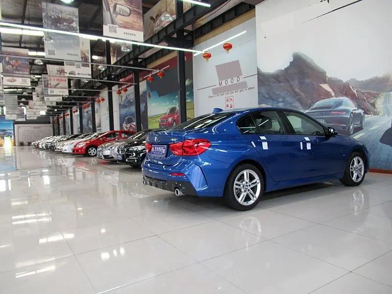 BMW 1 Series 2020 120i M Sports Suit 6