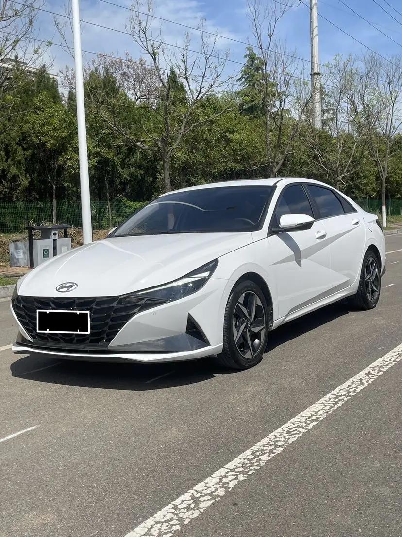 Elantra 2021 1.5L CVT LUX Prestige Edition