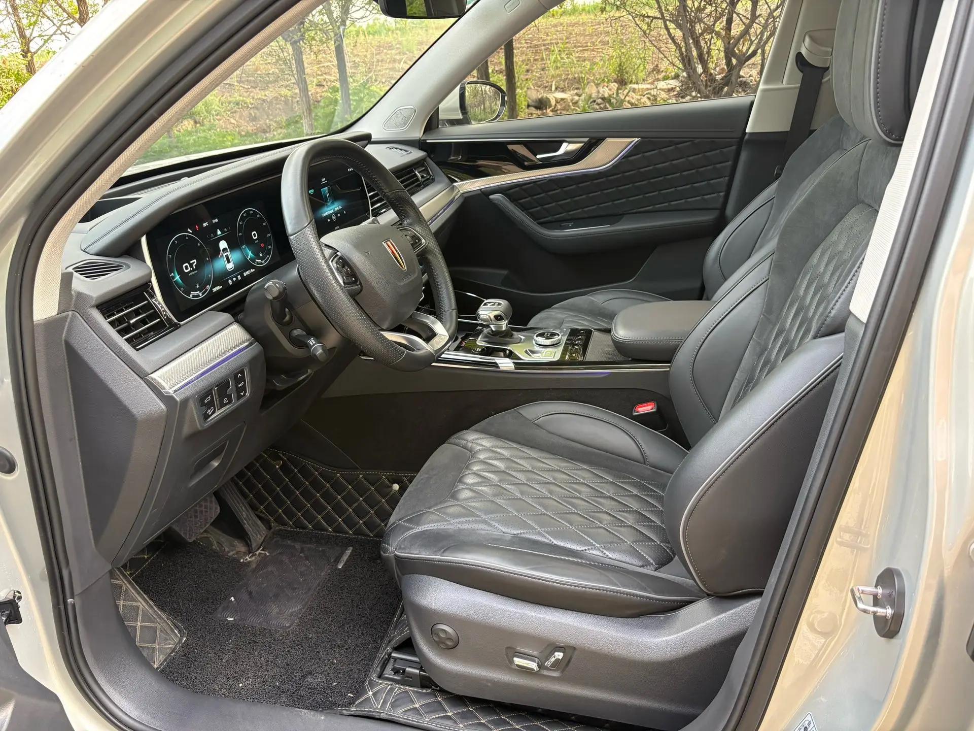 HongQi HS5 2019 2.0T Zhilian Flag Edition 4