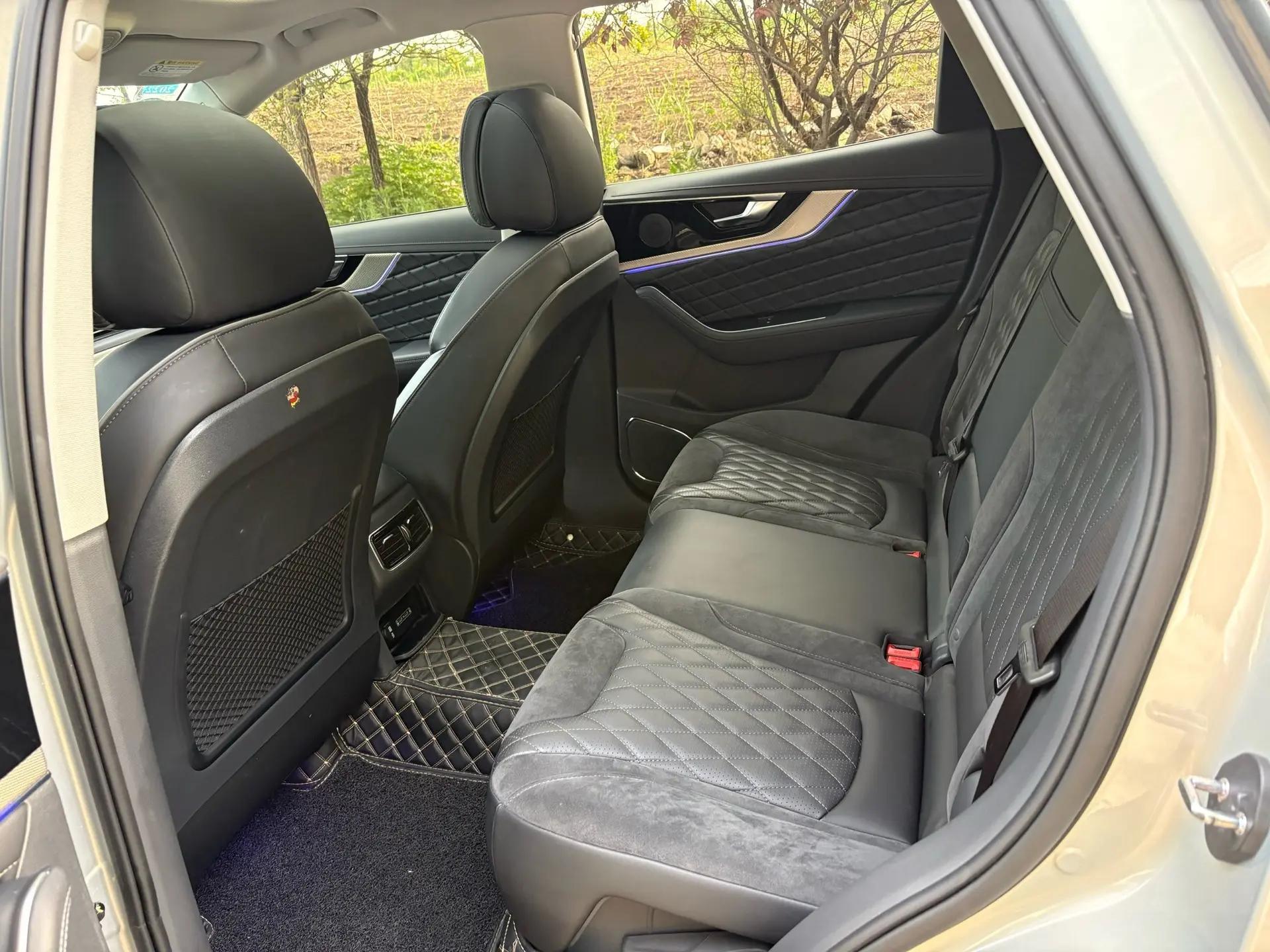 HongQi HS5 2019 2.0T Zhilian Flag Edition 6