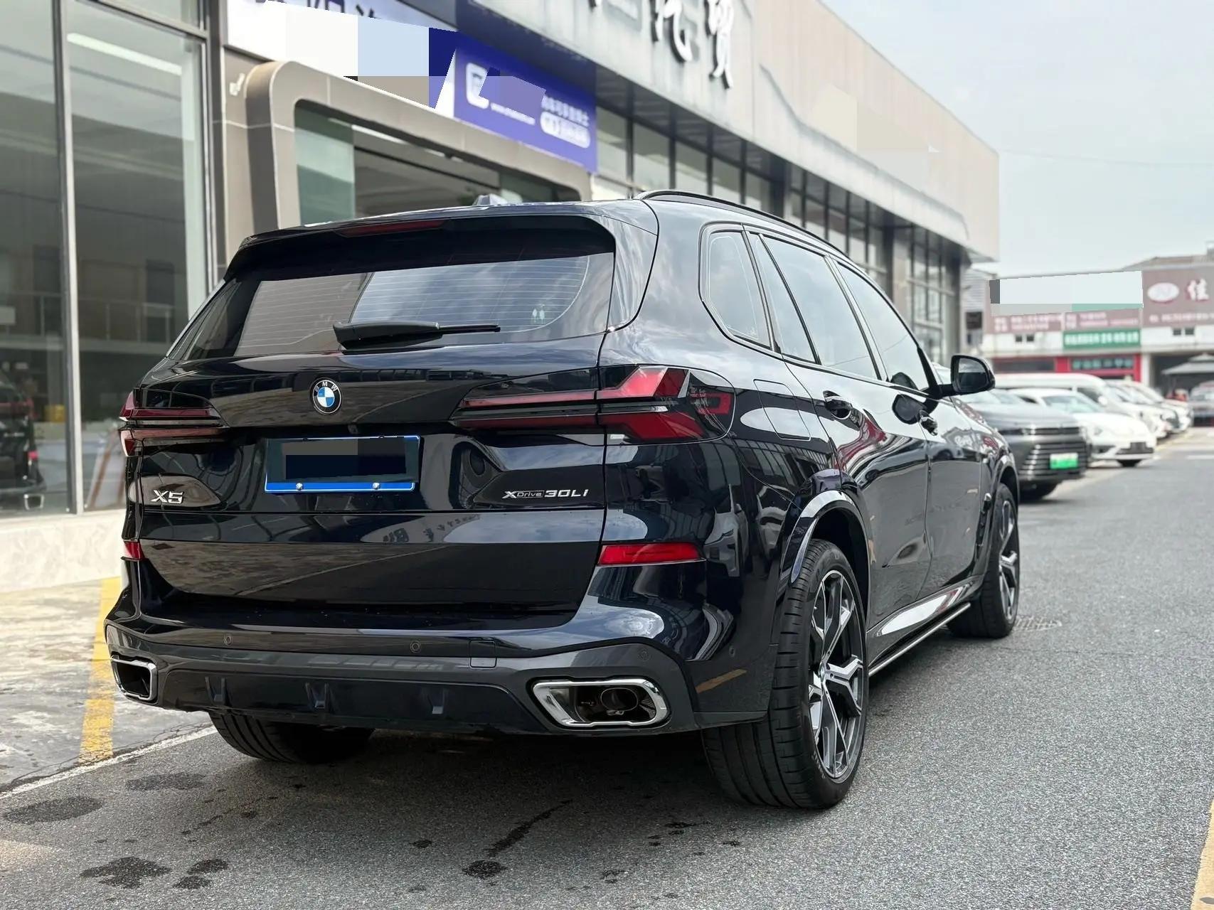 BMW 2023 X5 xDrive30Li 48V 2.0T Luxury Model M Sport Night Edition Automatic 14