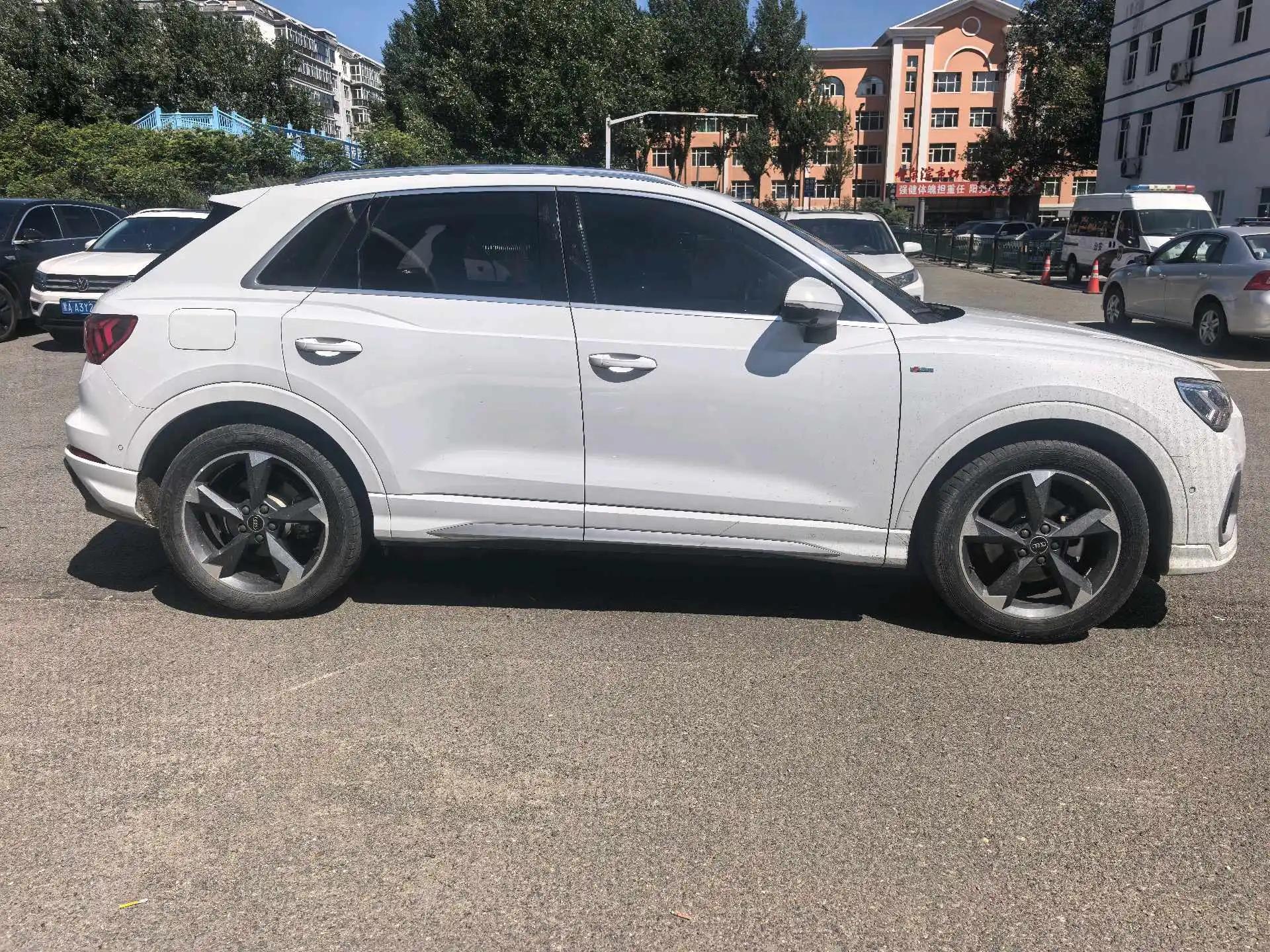 Audi Q3 2022 35 TFSI Fashion Dynamic 4