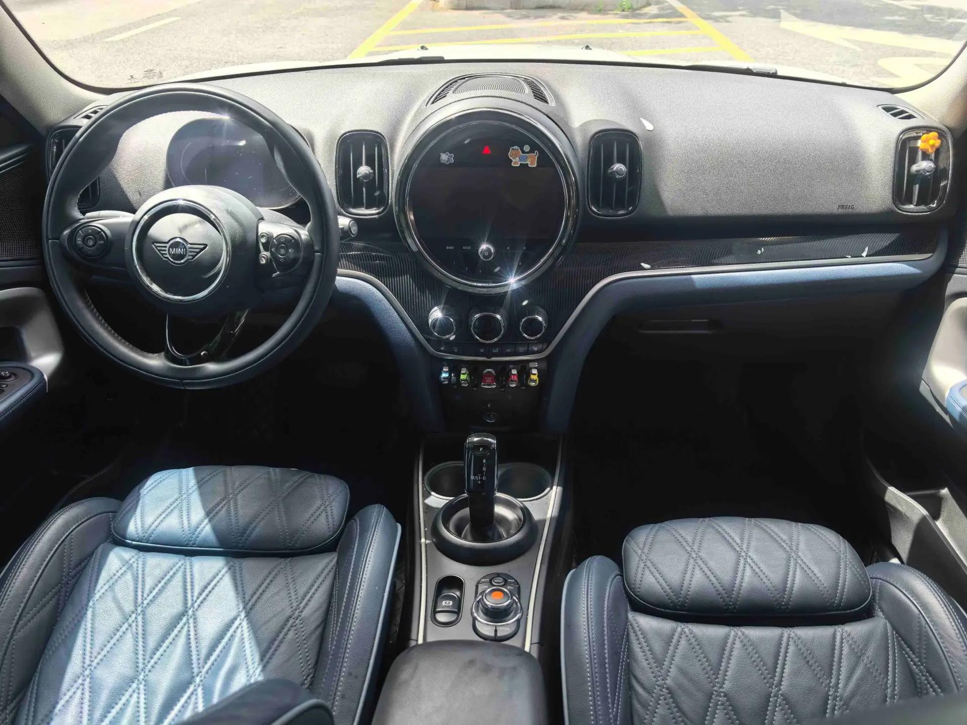 MINI COUNTRYMAN 2021 1.5T COOPER ALL4 Connoisseur 5