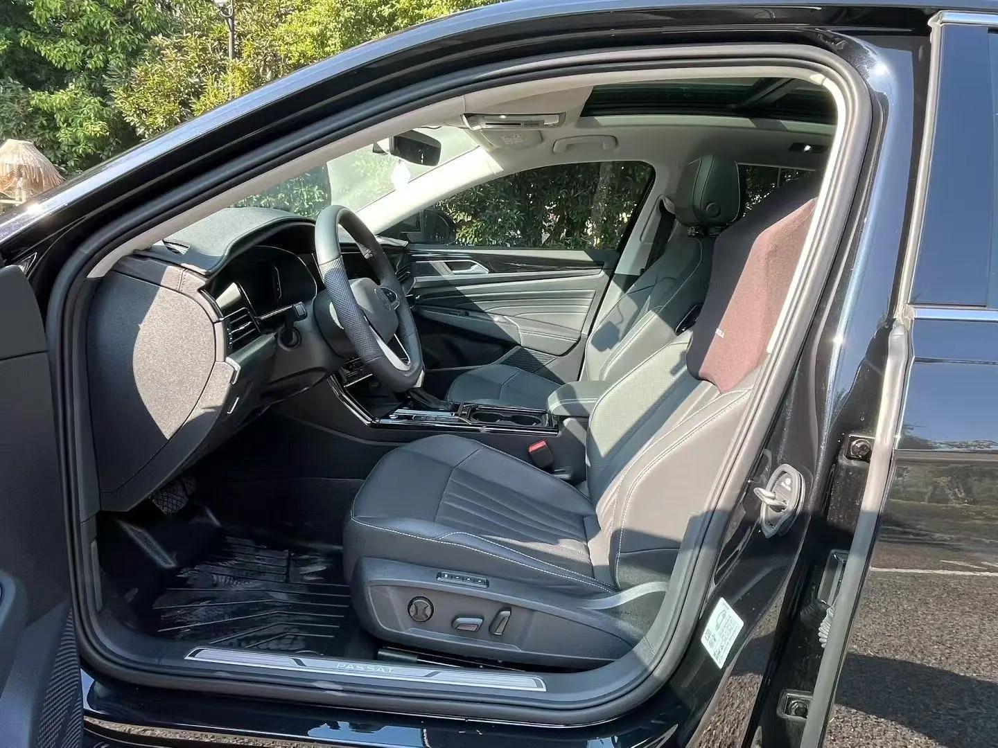Volkswagen 2025 Passat 2.0TSI 330TSI outstanding elite edition automatic gear 4