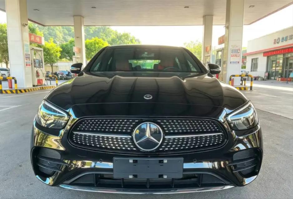 Mercedes Benz E-Class 2022 E 260 L Sports 2