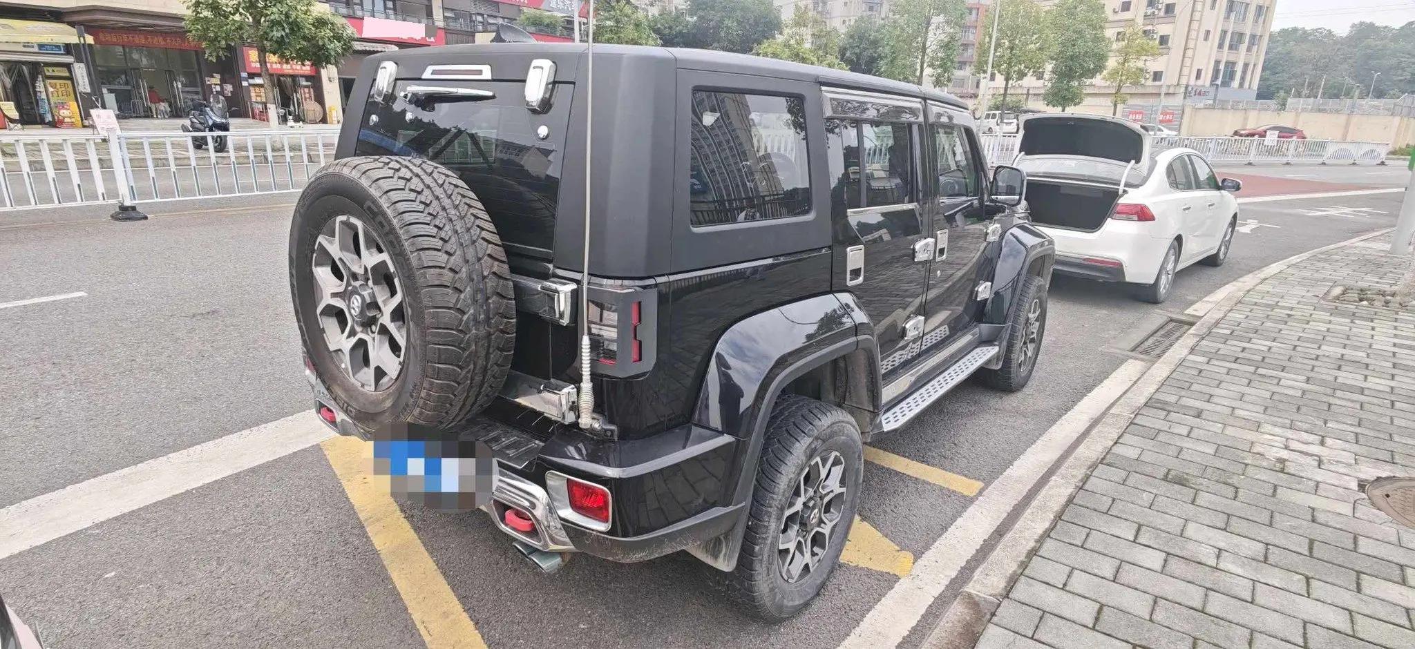 Beijing BJ40 2019 PLUS 2.3T Automatic Four-wheel Drive Premium Edition Country VI 2