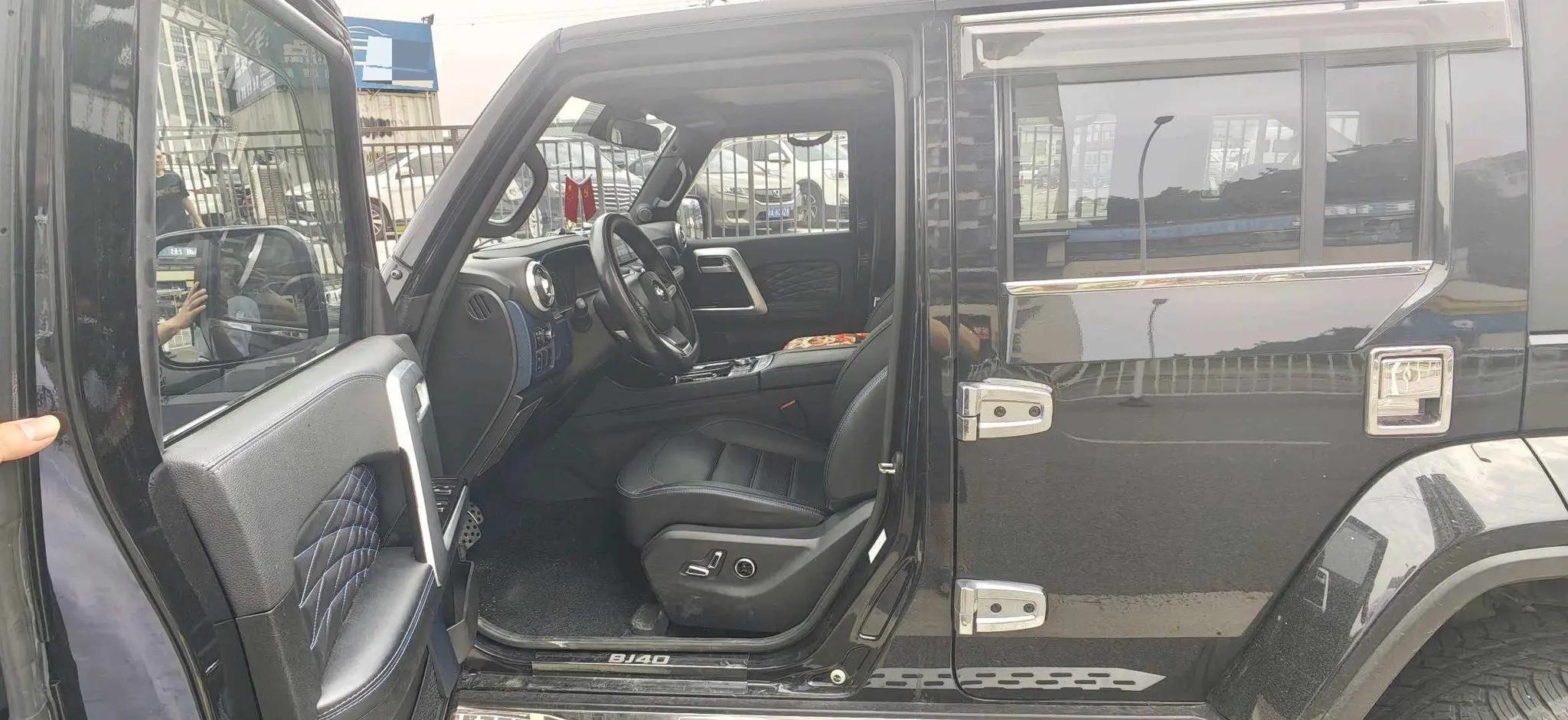 Beijing BJ40 2019 PLUS 2.3T Automatic Four-wheel Drive Premium Edition Country VI 3