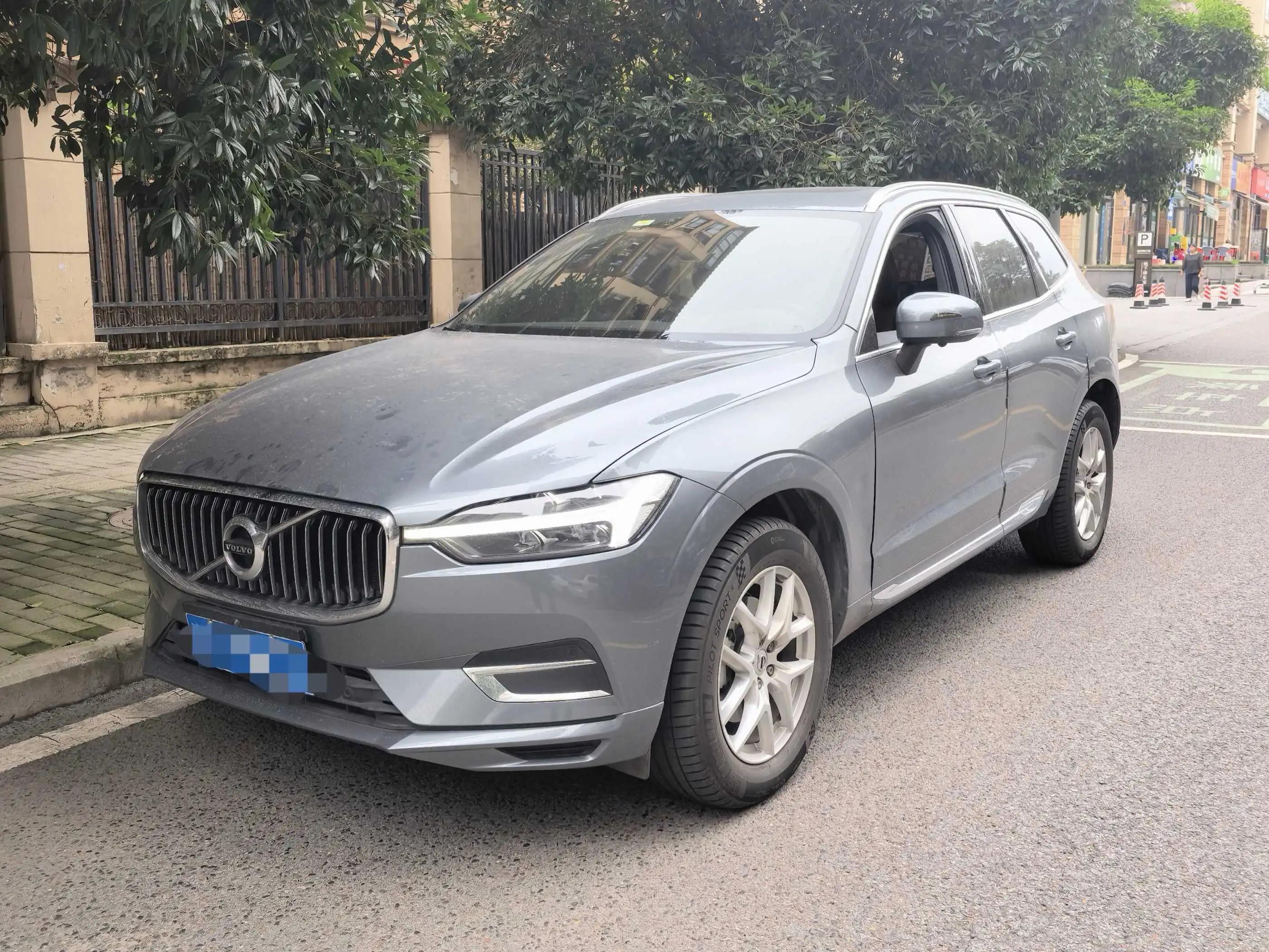 Volvo XC60 2021 T5 All-Wheel Drive Intelligent Luxury Edition