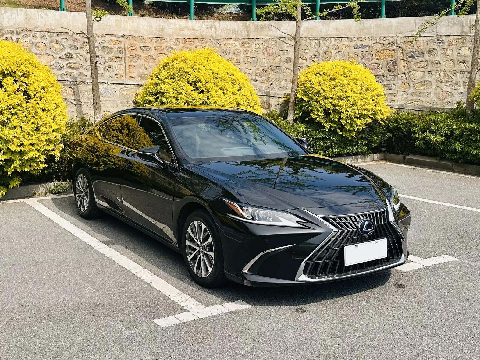 Lexus ES 2021 300h Excellent Edition 2
