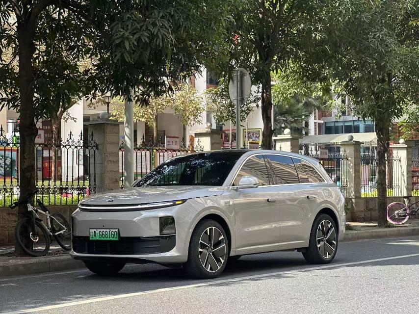 Li 2025 L6 Max Intelligent Refreshed Version Automatic Transmission