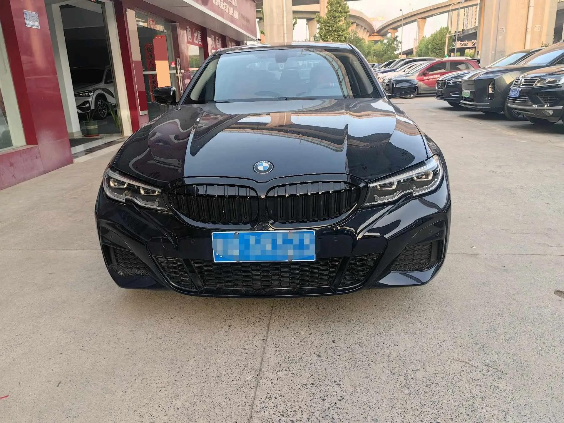 BMW 3 Series 2021 320Li M Sports Suit 2