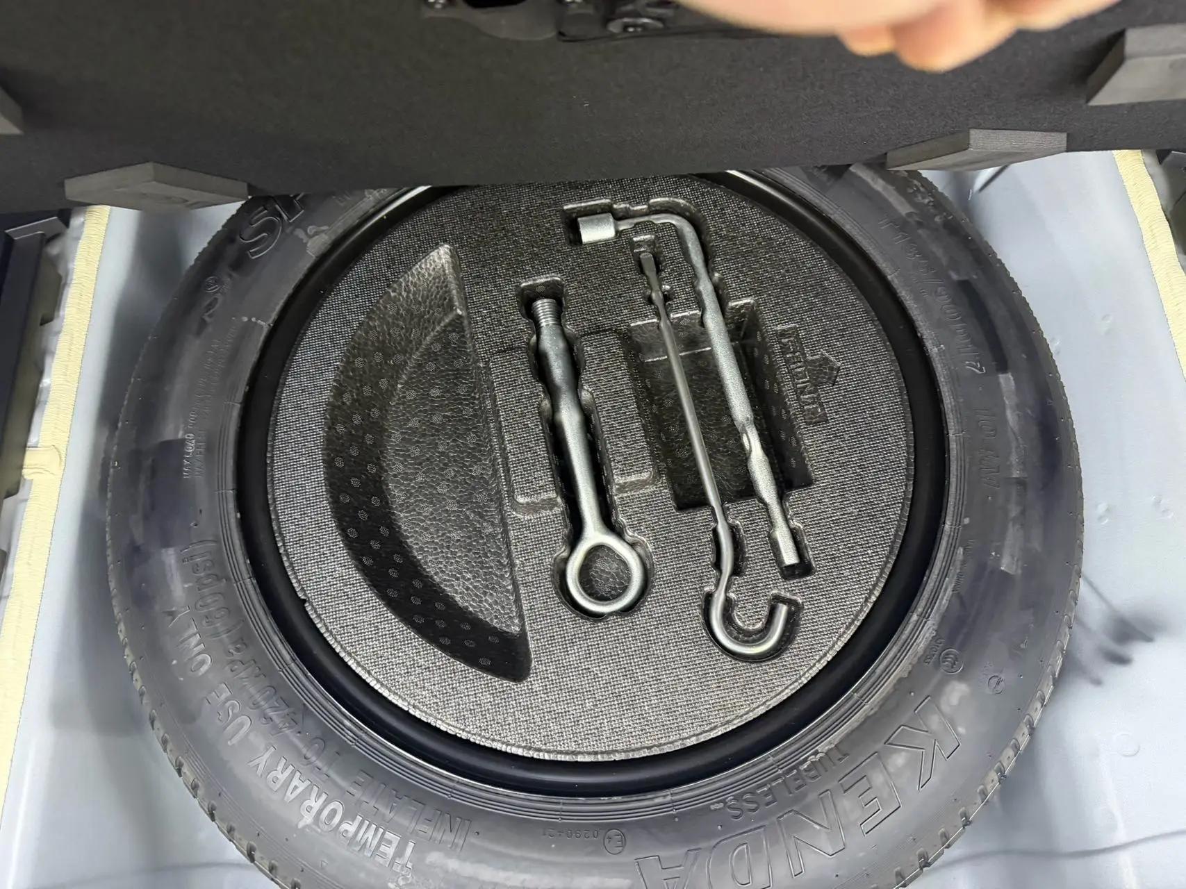 Binzhi 2023 1.5L CVT Low Edition 15