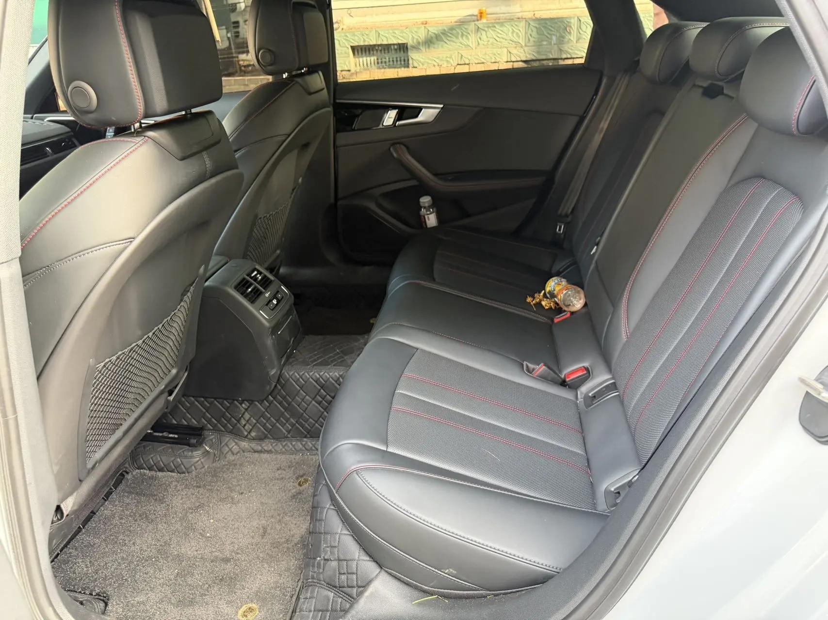 Audi 2025 A4L 2.0TFSI 40TFSI 2 Million Units Joy Edition Luxury Dynamic Version Automatic 3