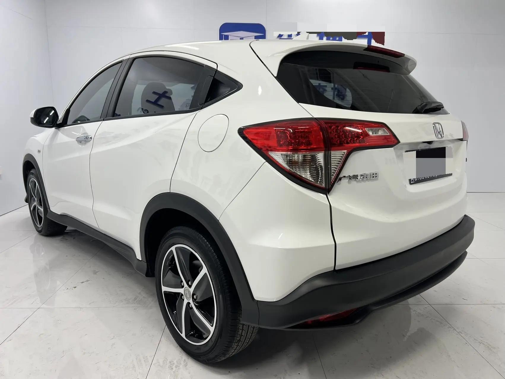 Vezel 2022 1.5L CVT Elite Smart Edition 4