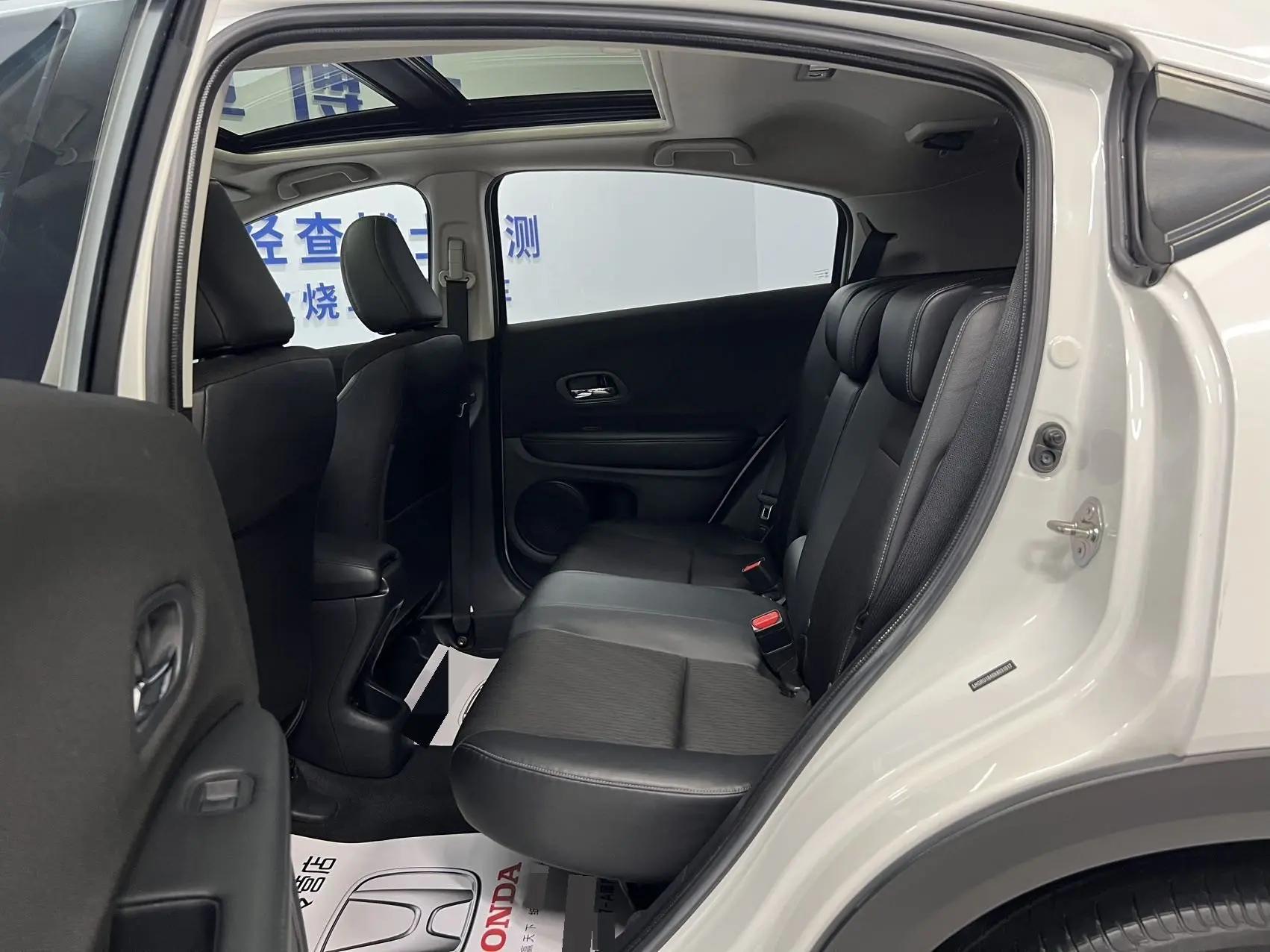 Vezel 2022 1.5L CVT Elite Smart Edition 8
