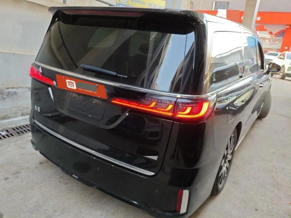 Voyah 2025 Model Dreamer PHEV 1.5T Four-Wheel-Drive Flagship Kunpeng Edition Automatic 3
