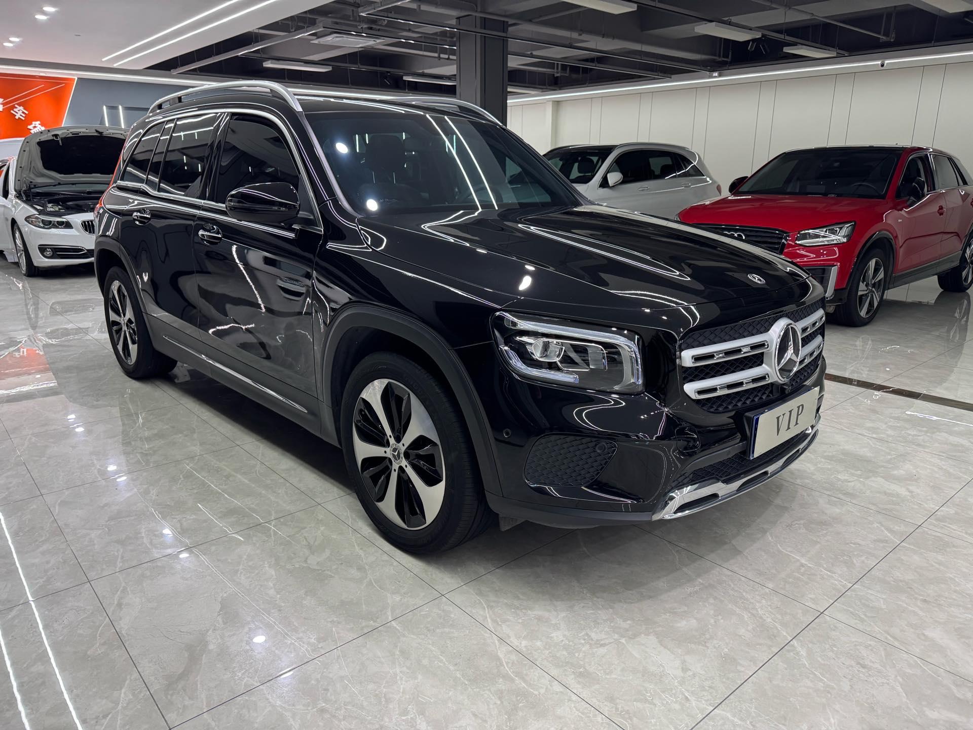 Mercedes Benz GLB 2023 GLB 220 Fashion 3