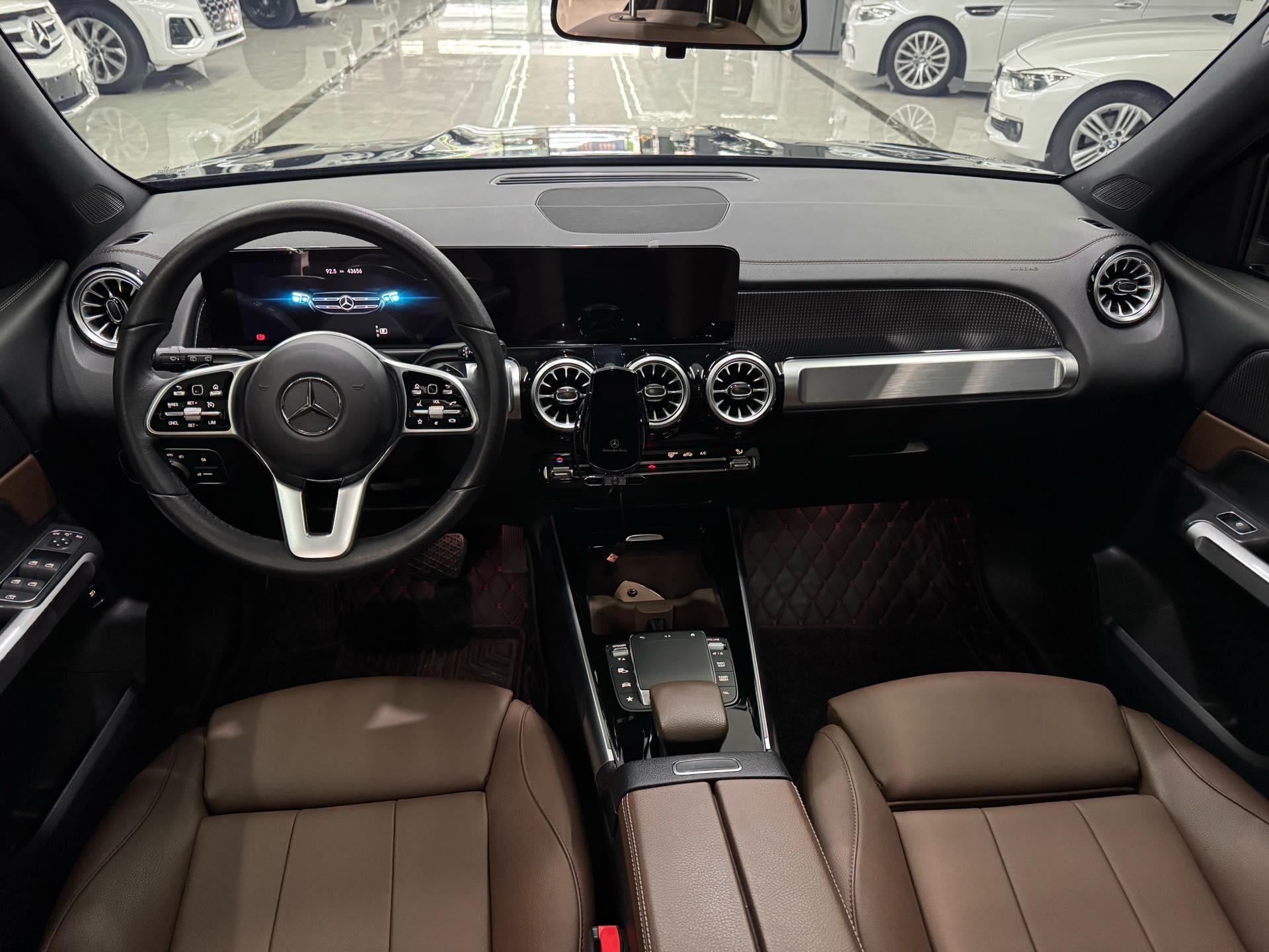 Mercedes Benz GLB 2023 GLB 220 Fashion 5