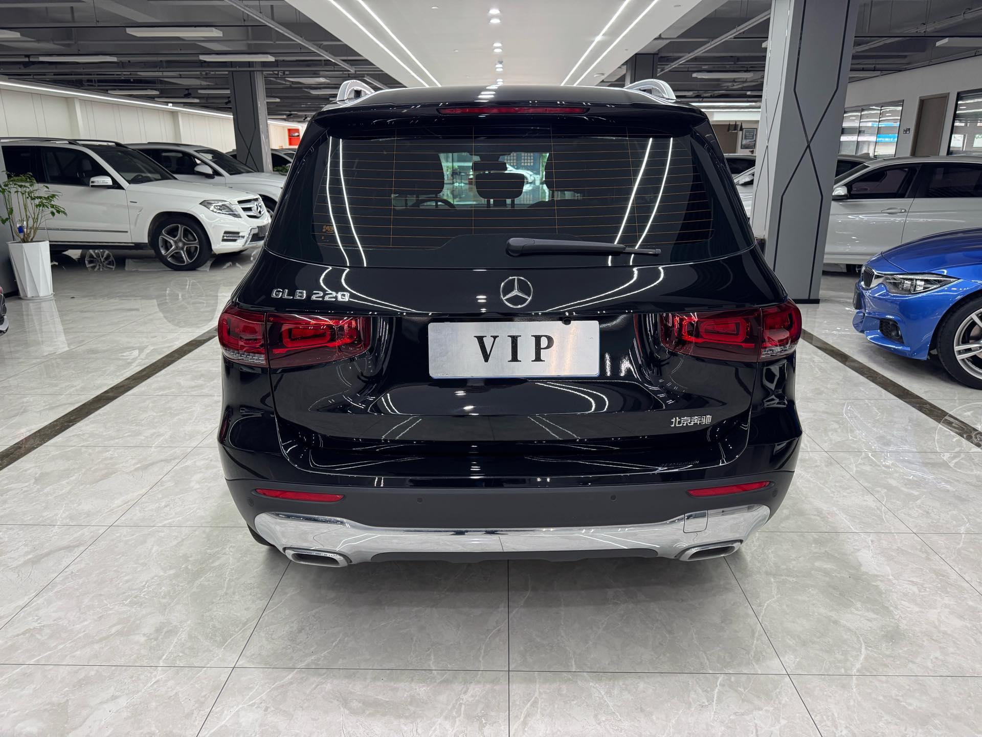 Mercedes Benz GLB 2023 GLB 220 Fashion 8