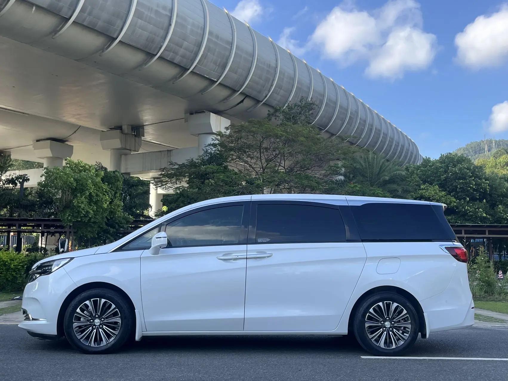 Buick GL8 2020 ES Lu Zun 653T Luxury Model 8