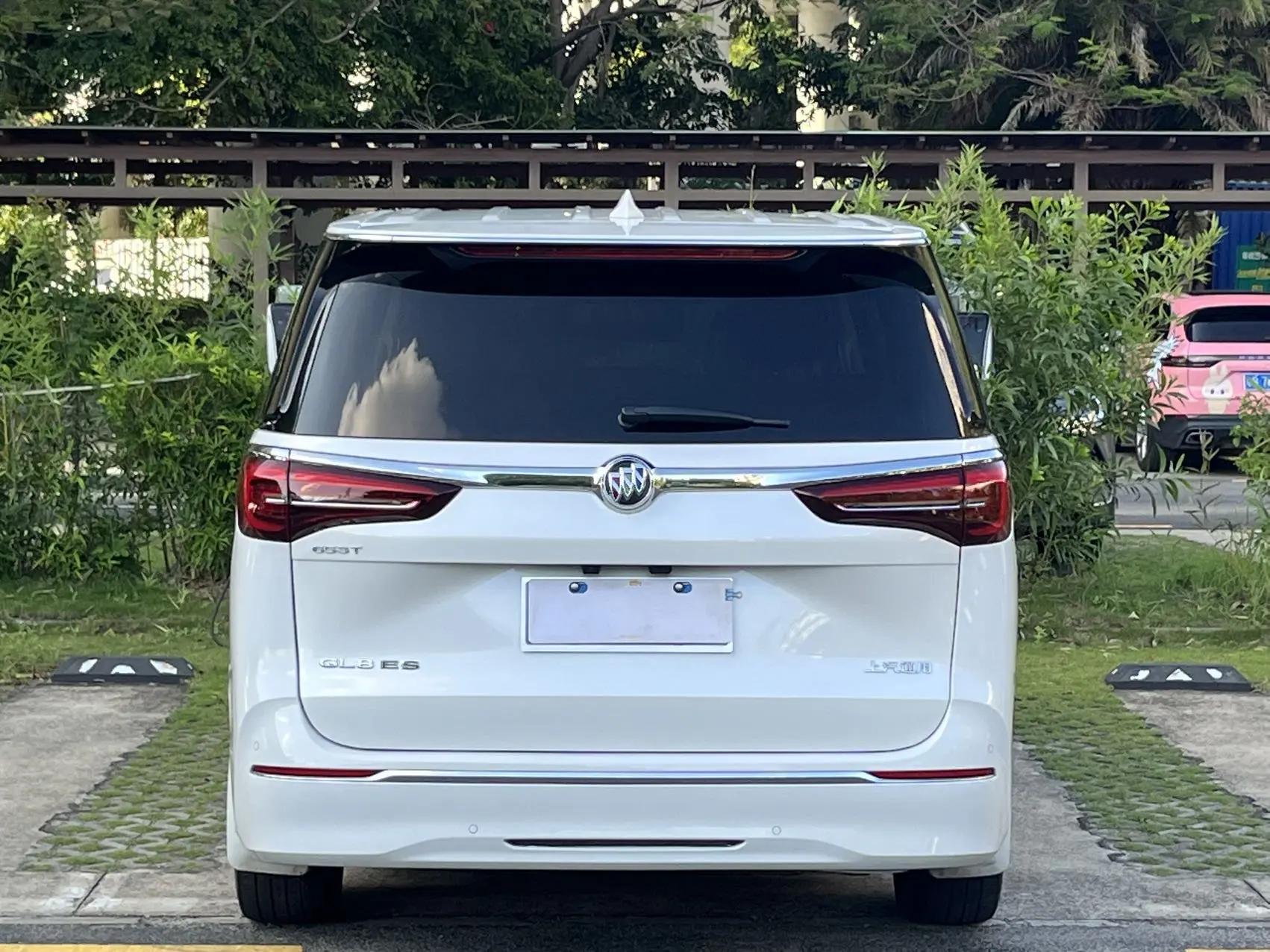 Buick GL8 2020 ES Lu Zun 653T Luxury Model 9