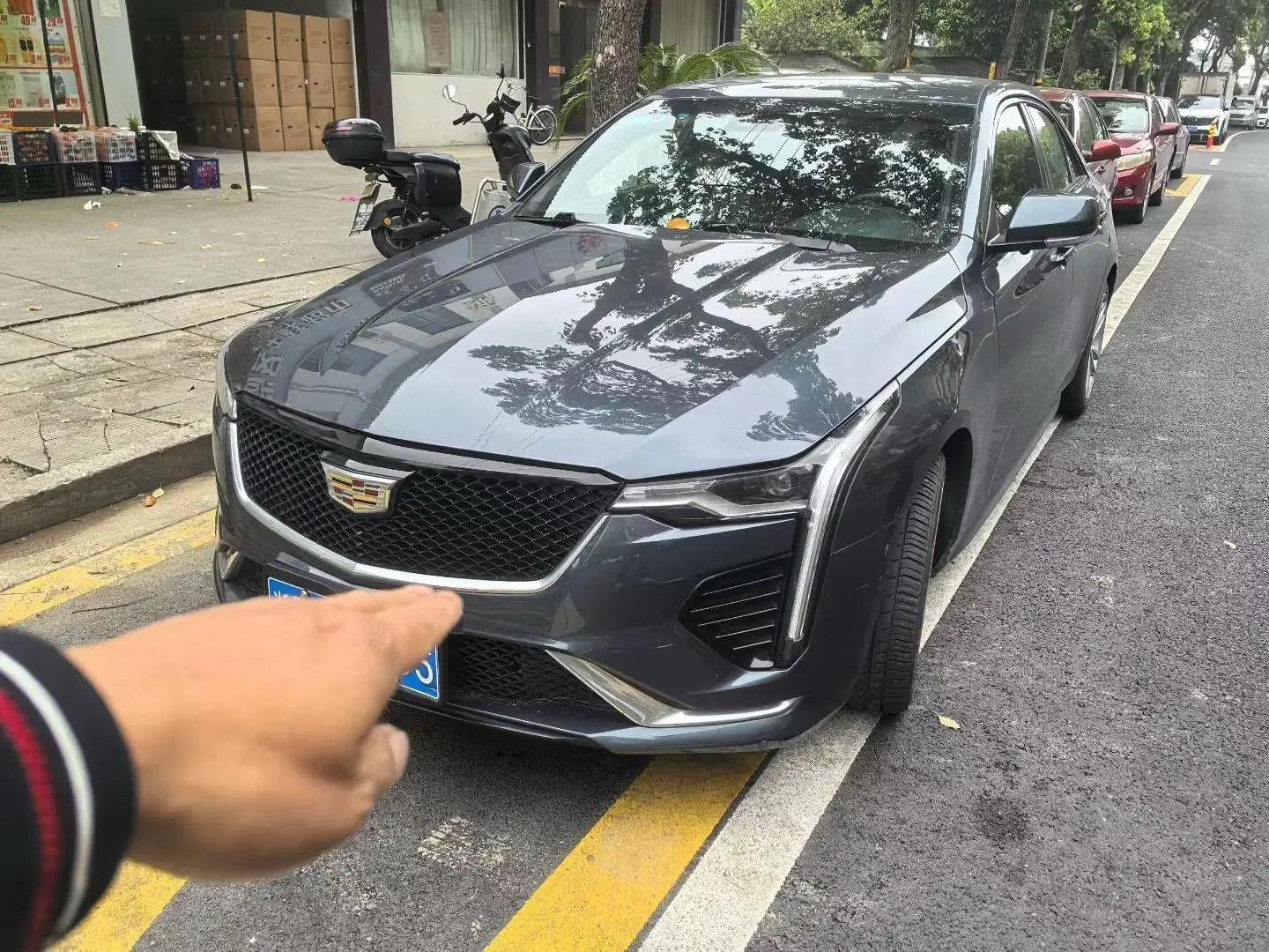 Cadillac CT4 2021 28T fashion model