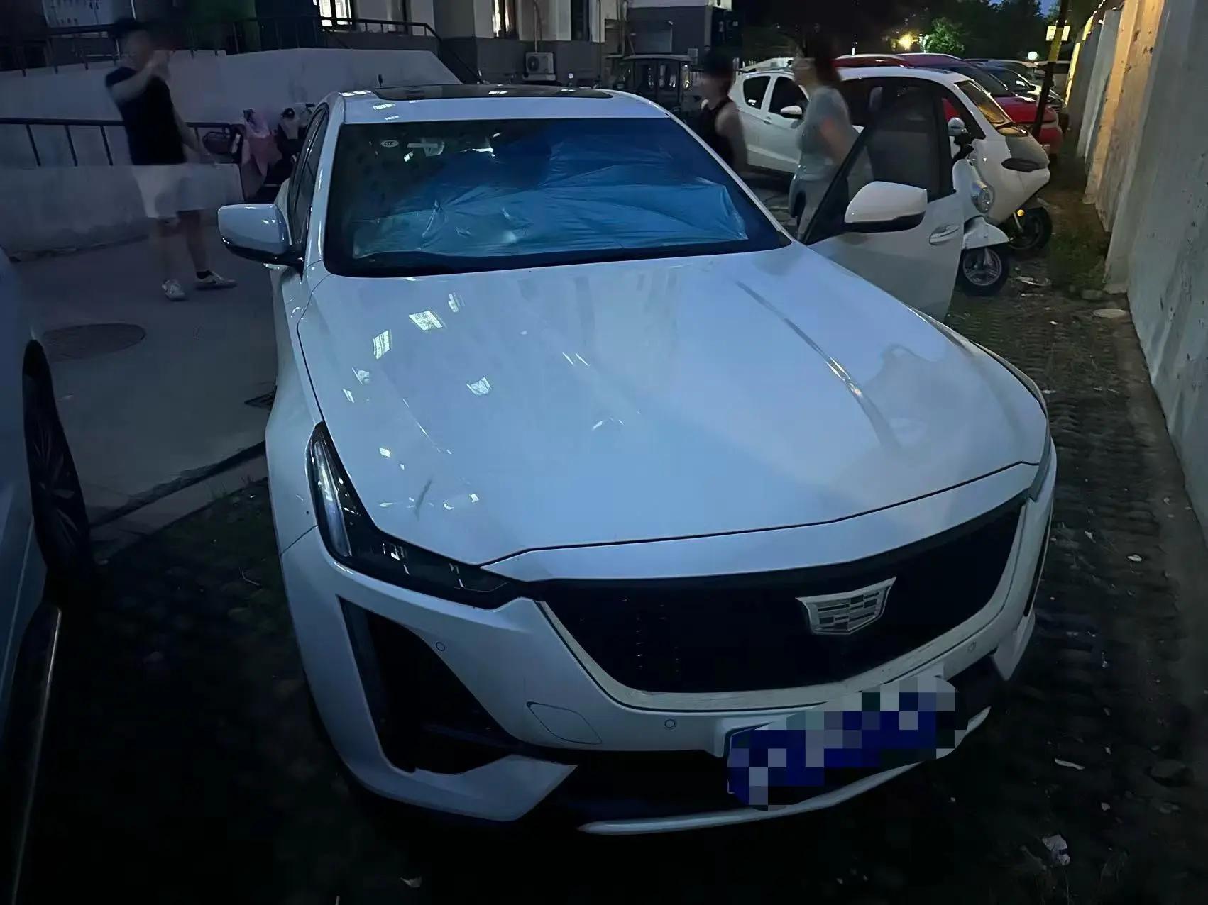 Cadillac CT5 2020 28T Platinum Sports Edition 2
