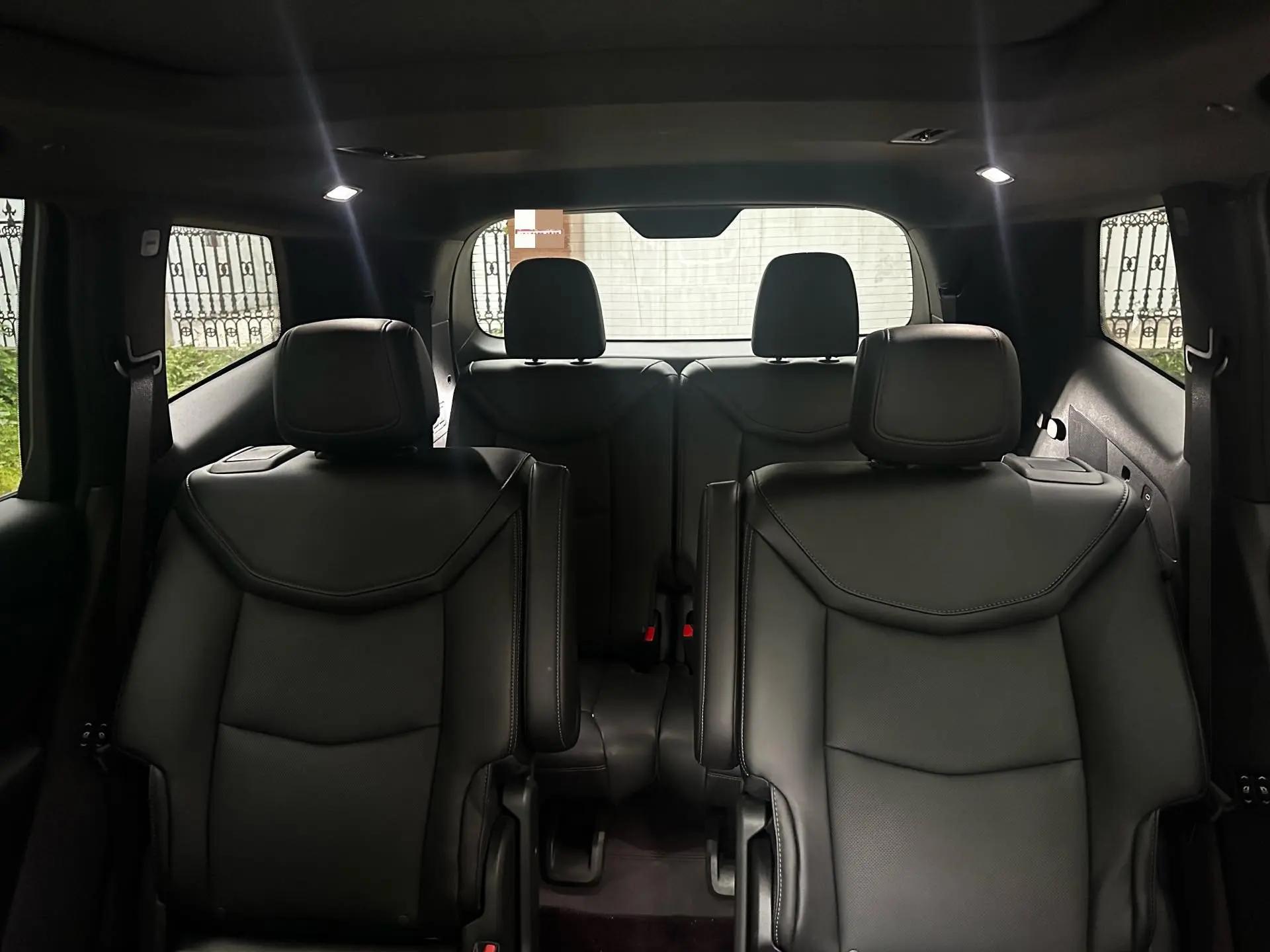 Cadillac XT6 2022 2.0T 6-seat 4-wheel drive luxury model 7