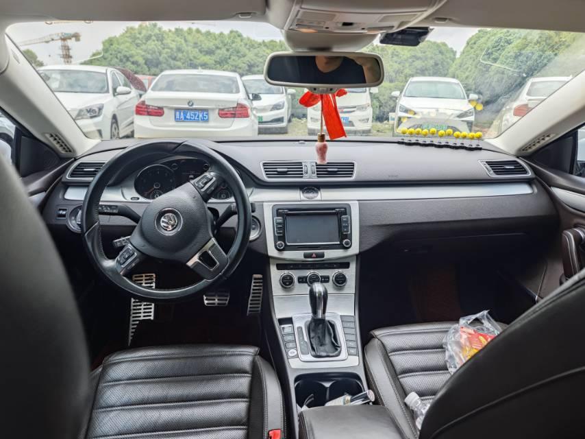 FAW-Volkswagen CC 2013 2.0TSI Extreme 8