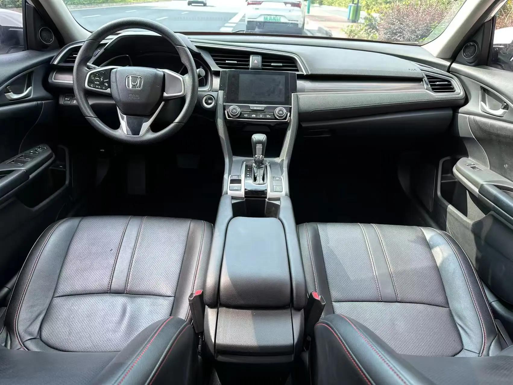 Civic 2019 220TURBO CVT Dynamic Edition National V 10
