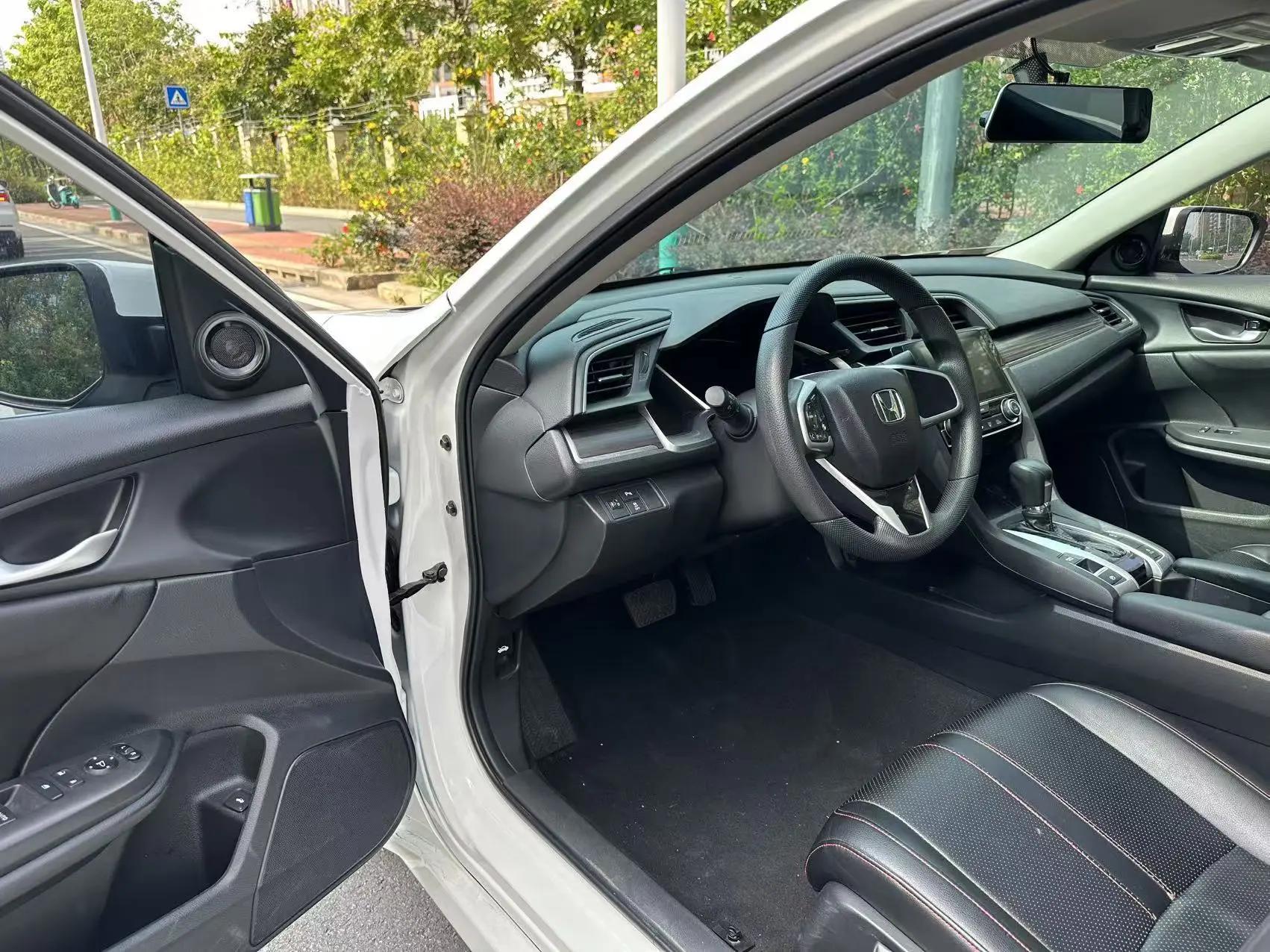 Civic 2019 220TURBO CVT Dynamic Edition National V 11