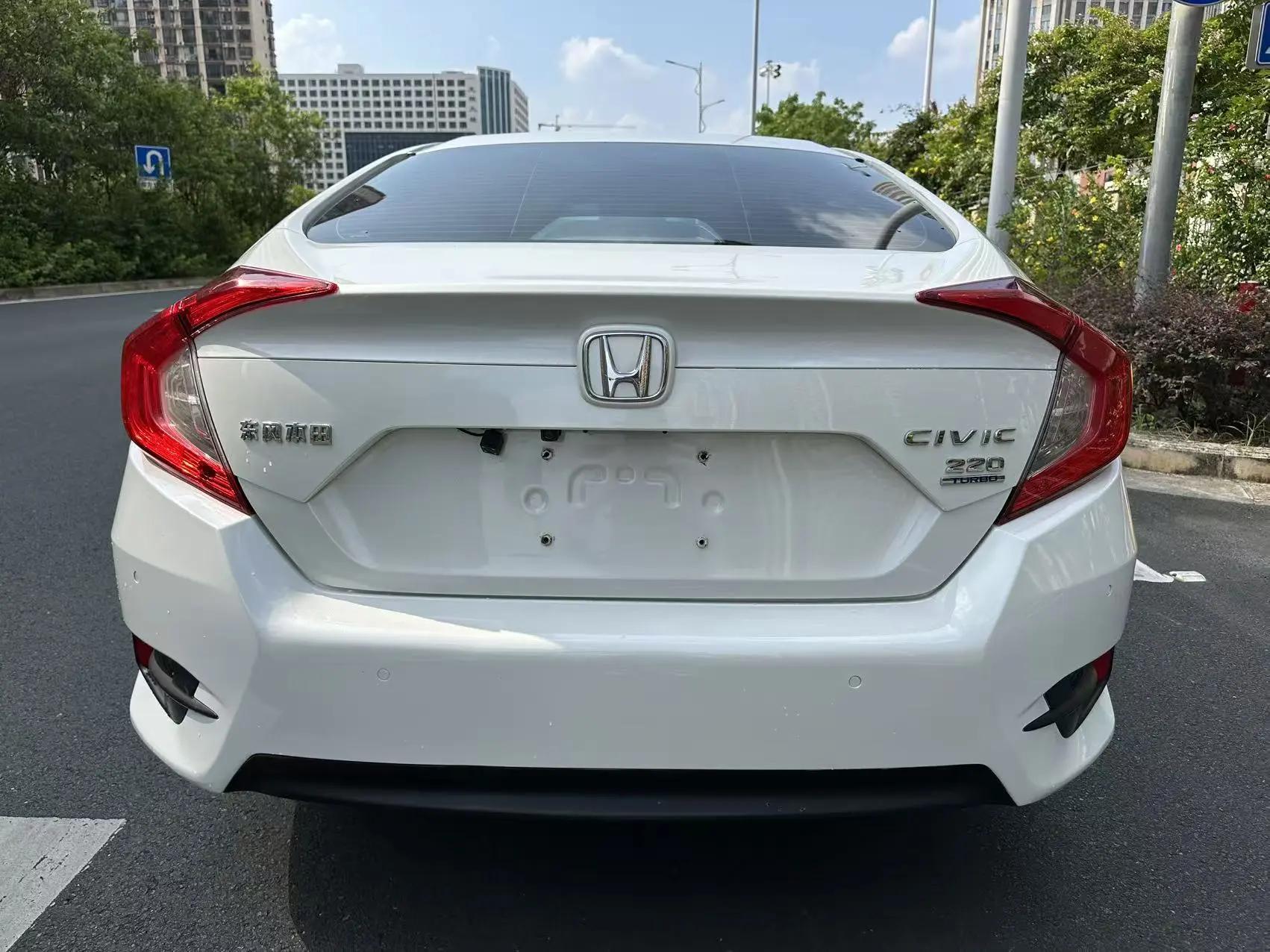 Civic 2019 220TURBO CVT Dynamic Edition National V 7